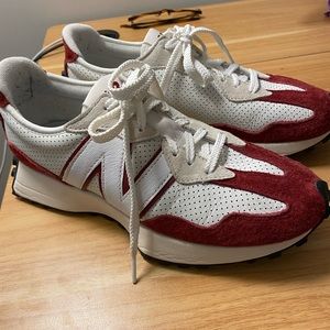 New Balance 327- perfect condition